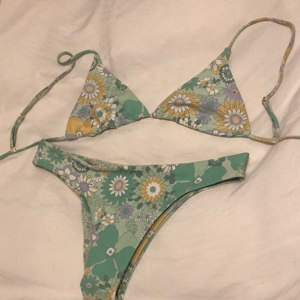 Small top med bottom Skatie